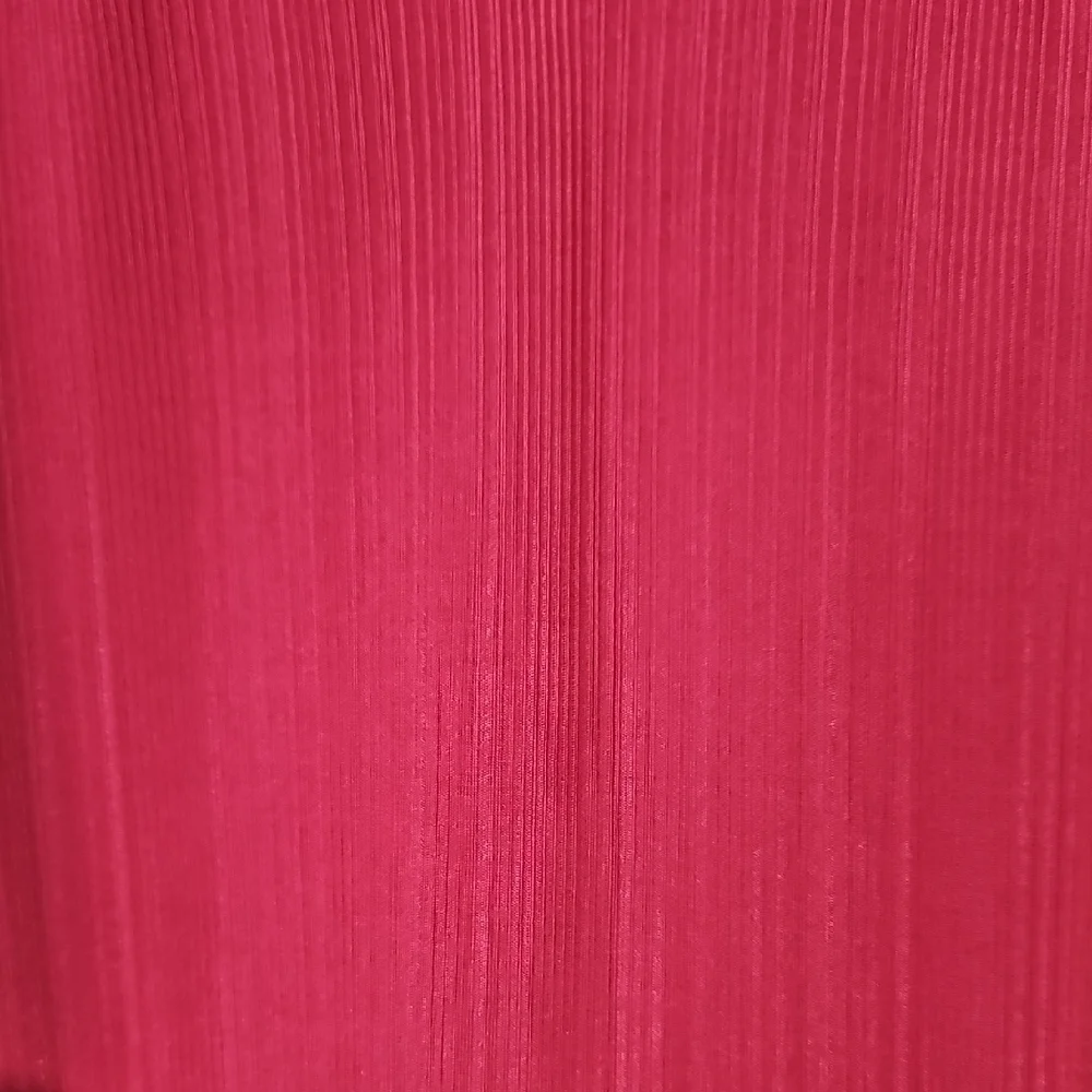 Candie's Elegant Red Sheath Midi Dress
